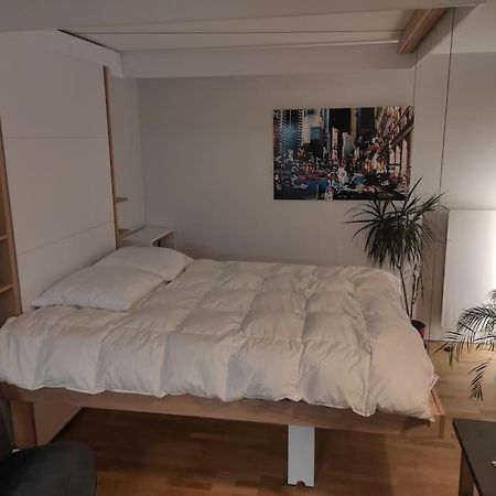Studio Avec Terrasse Proche Des Transports. Issy-les-Moulineaux Ngoại thất bức ảnh